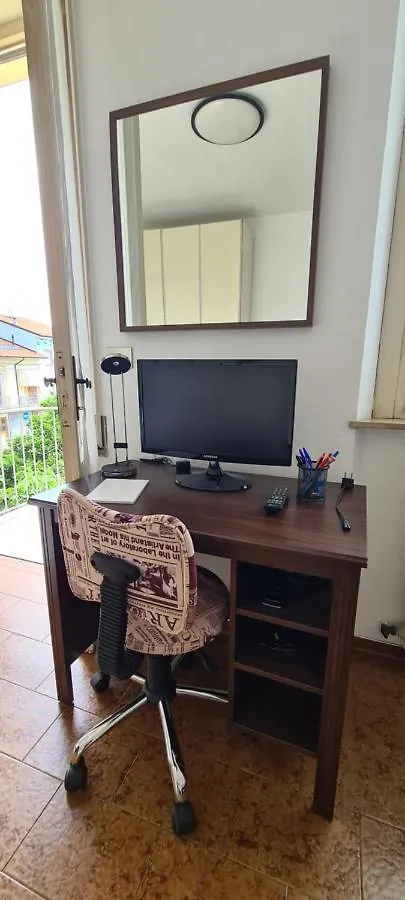 Appartamento Per Le Vacanze Vicino Al Mare, In Zona Centrale! Viareggio Italy
